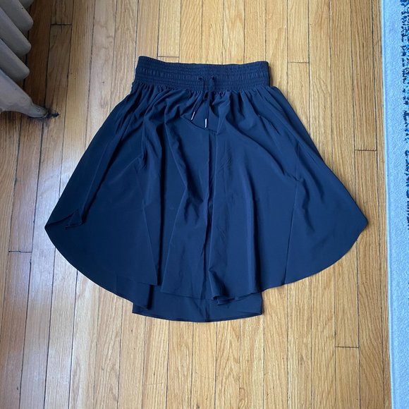 Lululemon The Everyday Skirt Sz 8 NWT - Picture 3 of 5